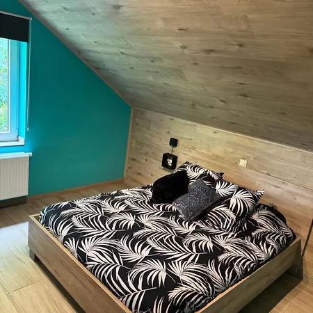 Le Mistral De Wanne * トロワ・ポン